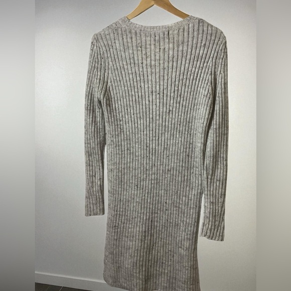 Zara Cream Knit Sweater - Picture 3 of 9